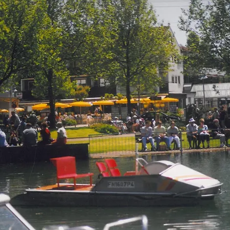Knaus Am Hafen 3*