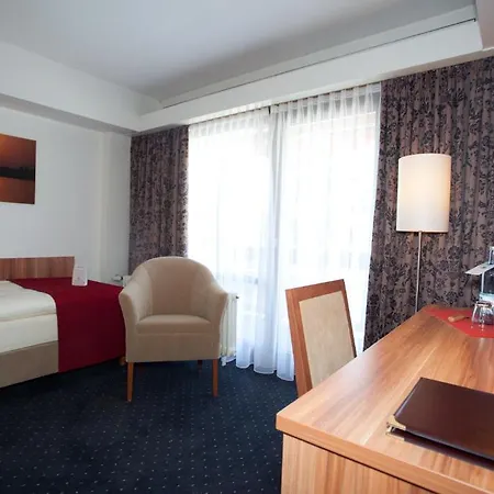 Hotell Knaus Am Hafen Uhldingen-Mühlhofen