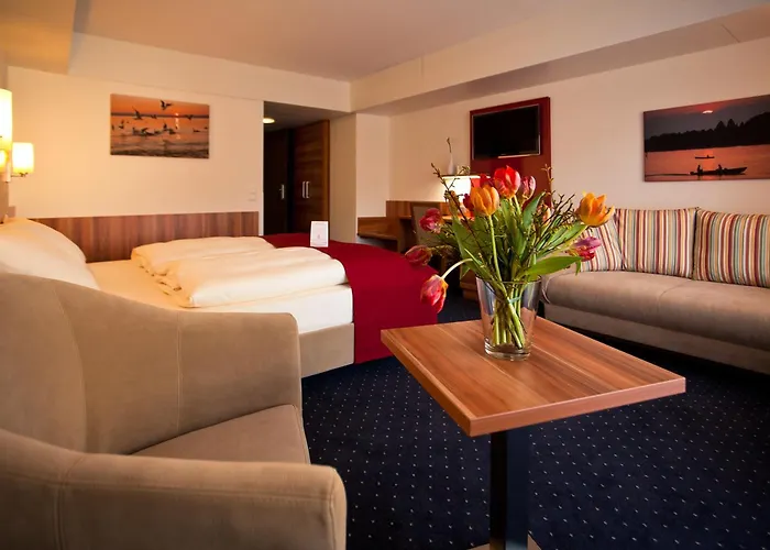 Knaus Am Hafen Hotel