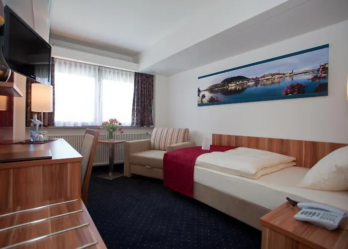 Knaus Am Hafen Hotel