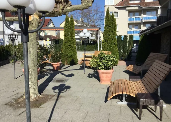 Knaus Am Hafen Hotel 3*